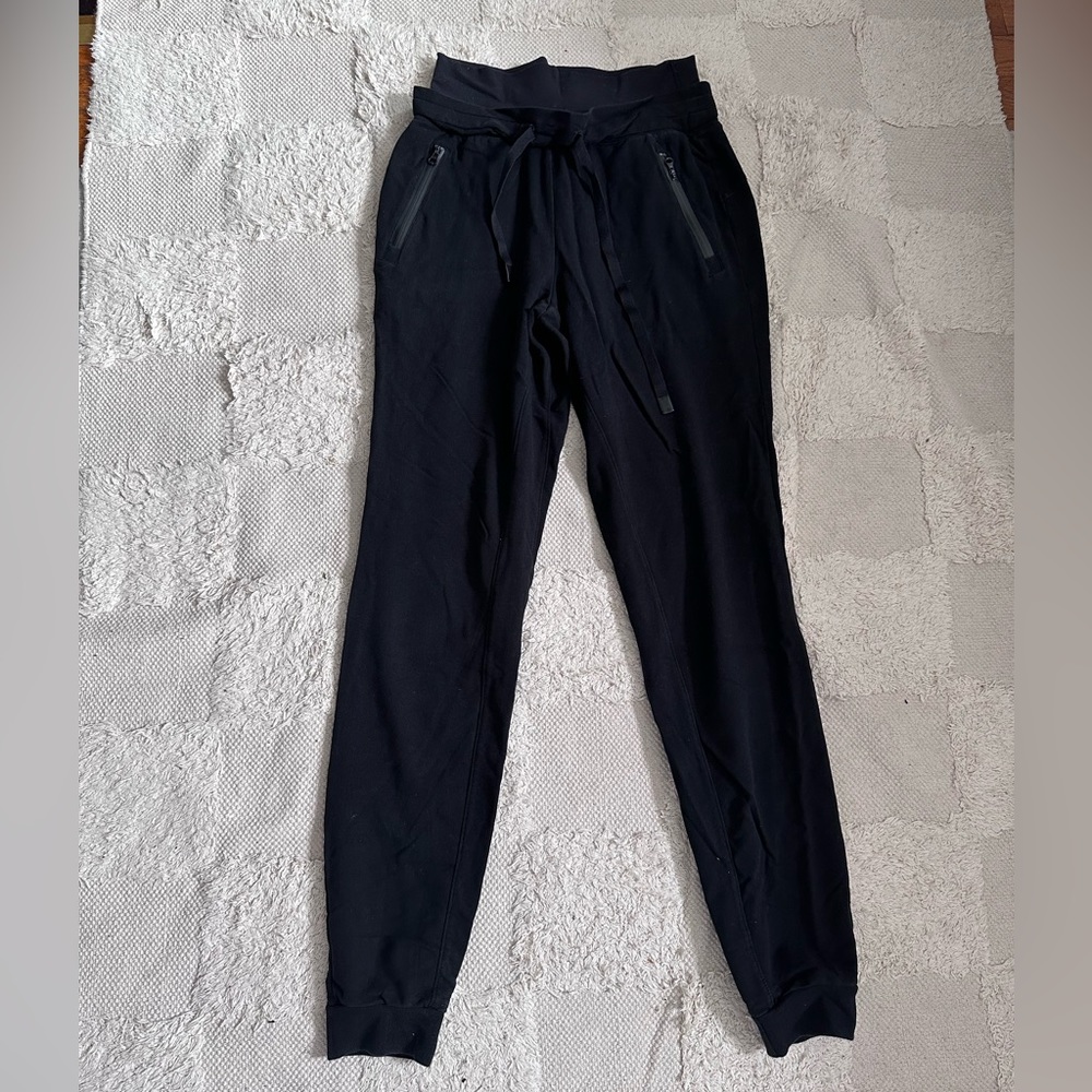Alo Black High Waist Joggers
